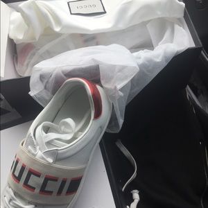 Gucci shoes